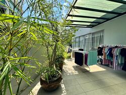 Huit (D26), Terrace #435742411